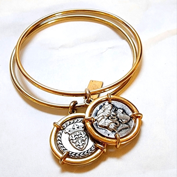 Tommy Hilfiger Bracelets - Picture 1 of 3